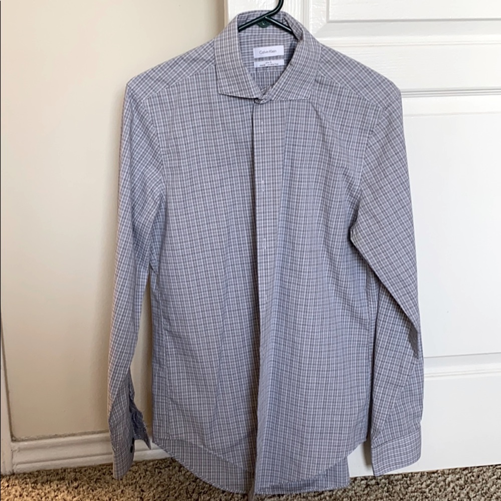 Gray Calvin Klein dress shirt button up